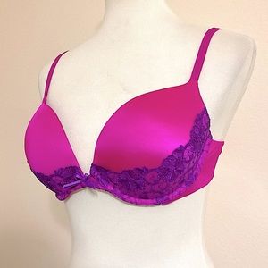 Victoria's Secret Very Sexy Push Up Pigeonnant Convertible Strap Bra Mag…